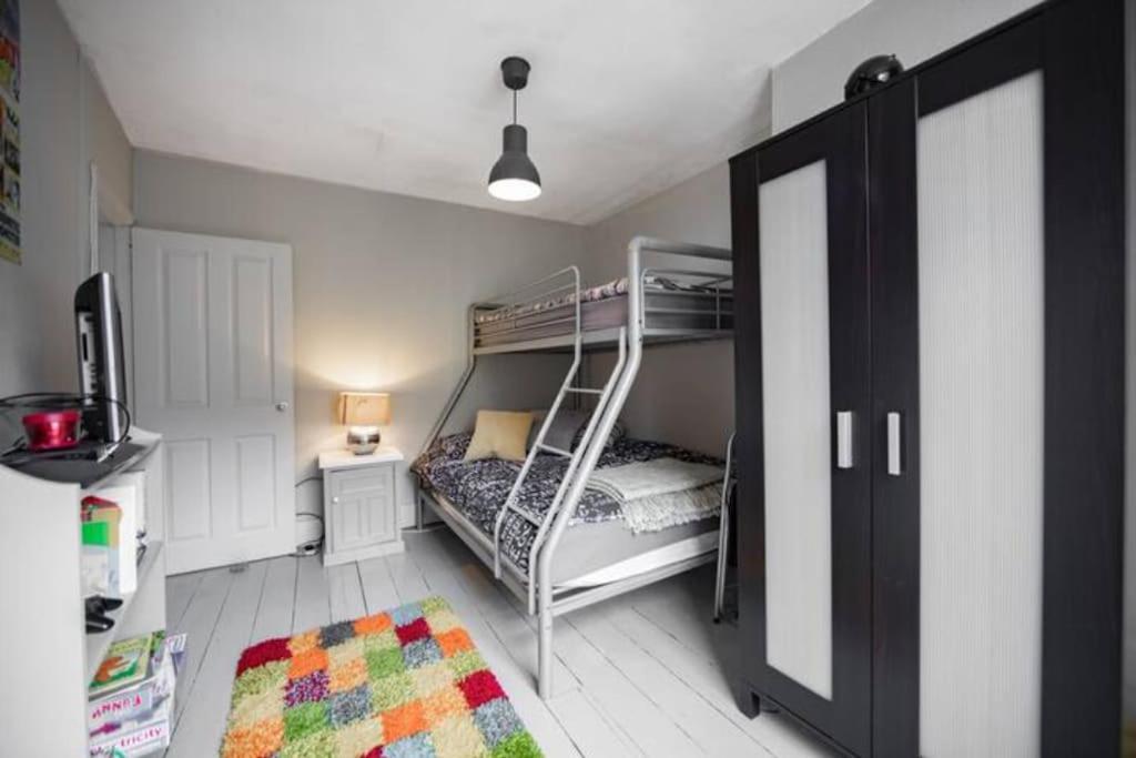 Heart Of The Beautiful Old Town Appartement Hastings Buitenkant foto